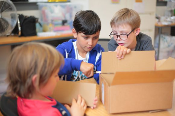 FACE-TO-FACE SCIENCE CHRISTMAS CAMPS (MON.15/12 - FRI. 19/12/2025) - Image 3