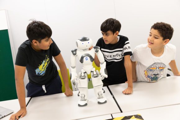 FACE-TO-FACE HUMANOID ROBOTICS SUMMER CAMPS WITH NAO ROBOT (V6) - Image 3